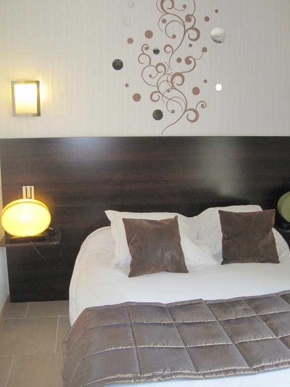 Hotel Restaurant Rive Gauche Bessines-sur-Gartempe Pokoj fotografie